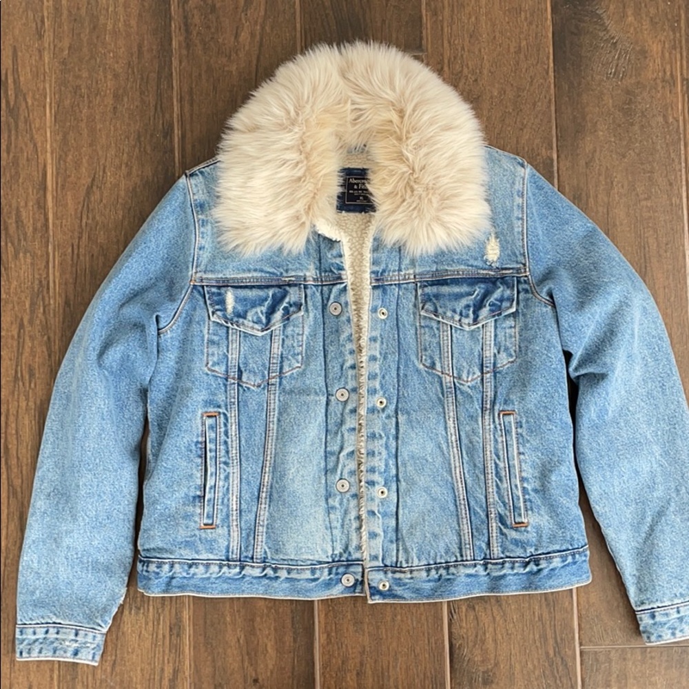 A&F DENIM JACKET